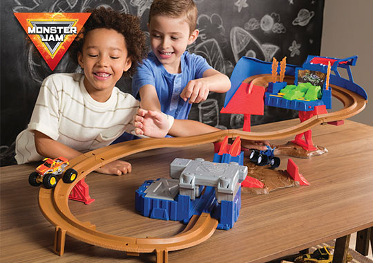 Monster Jam Supercharge Speedway Playset