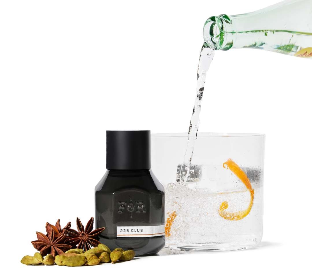 Image of 226 club with products