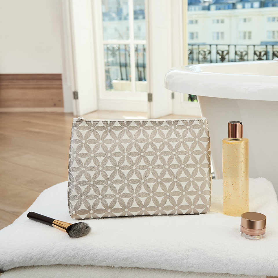 Large makeup bag in gold