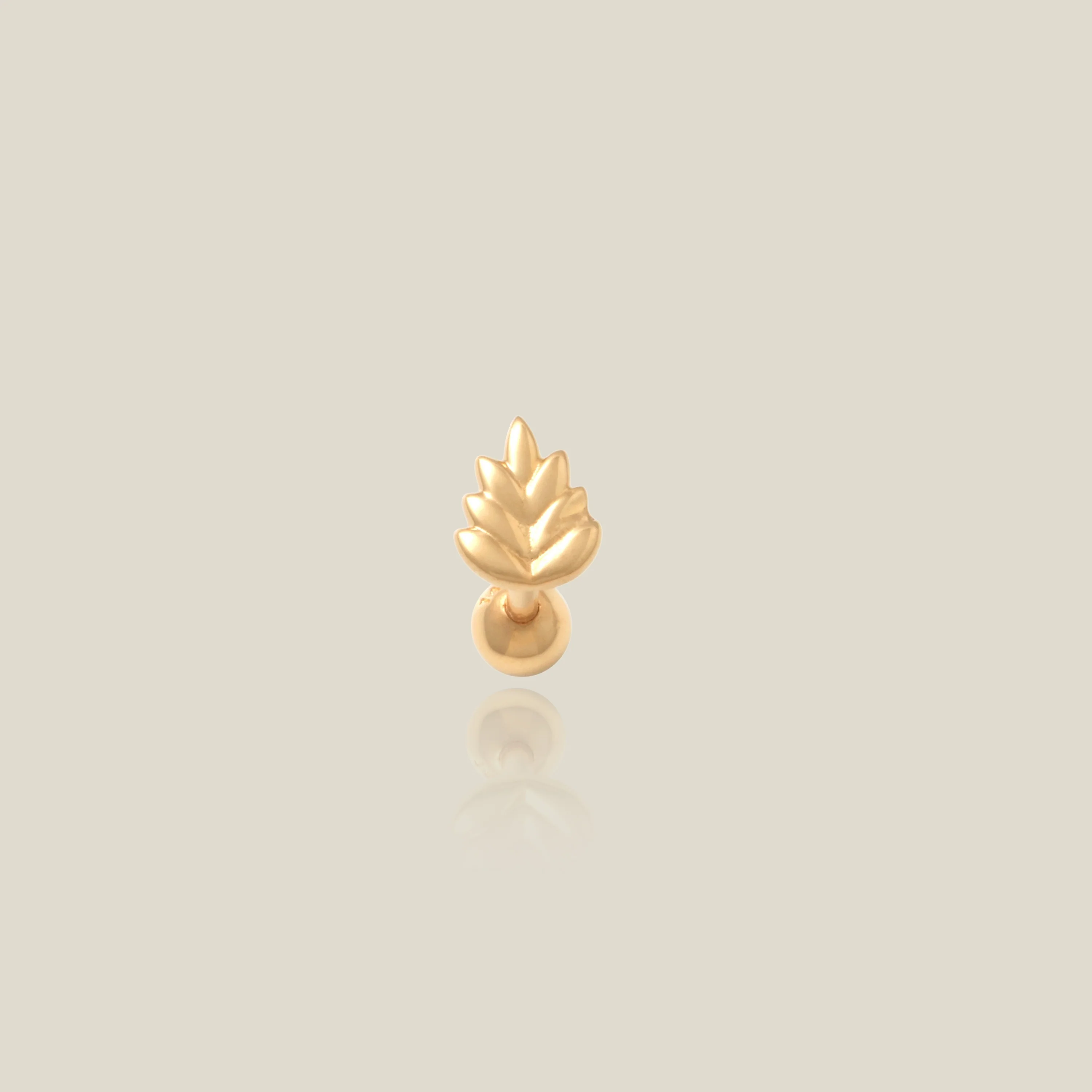 Plain Mini Leaf Stud