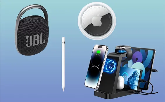 10 Best Last-Minute Tech Gifts for Travelers: AirTags, Chargers and More Up to 59% Off