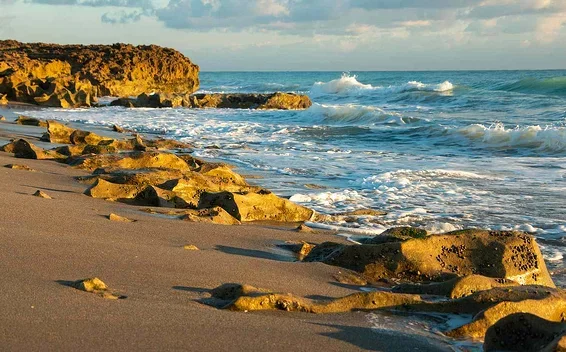This Florida Town Has the Clearest Beaches in the U.S. South