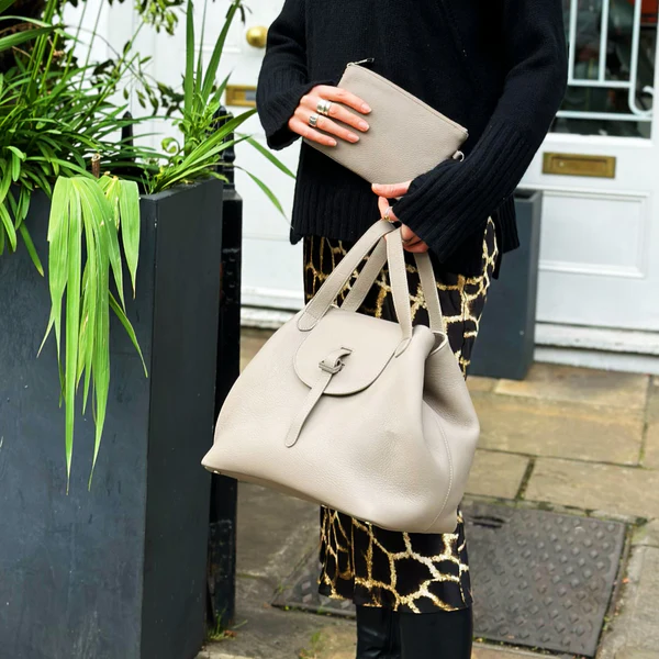 The Thela Taupe Handbag - Timeless Italian Leather Tote