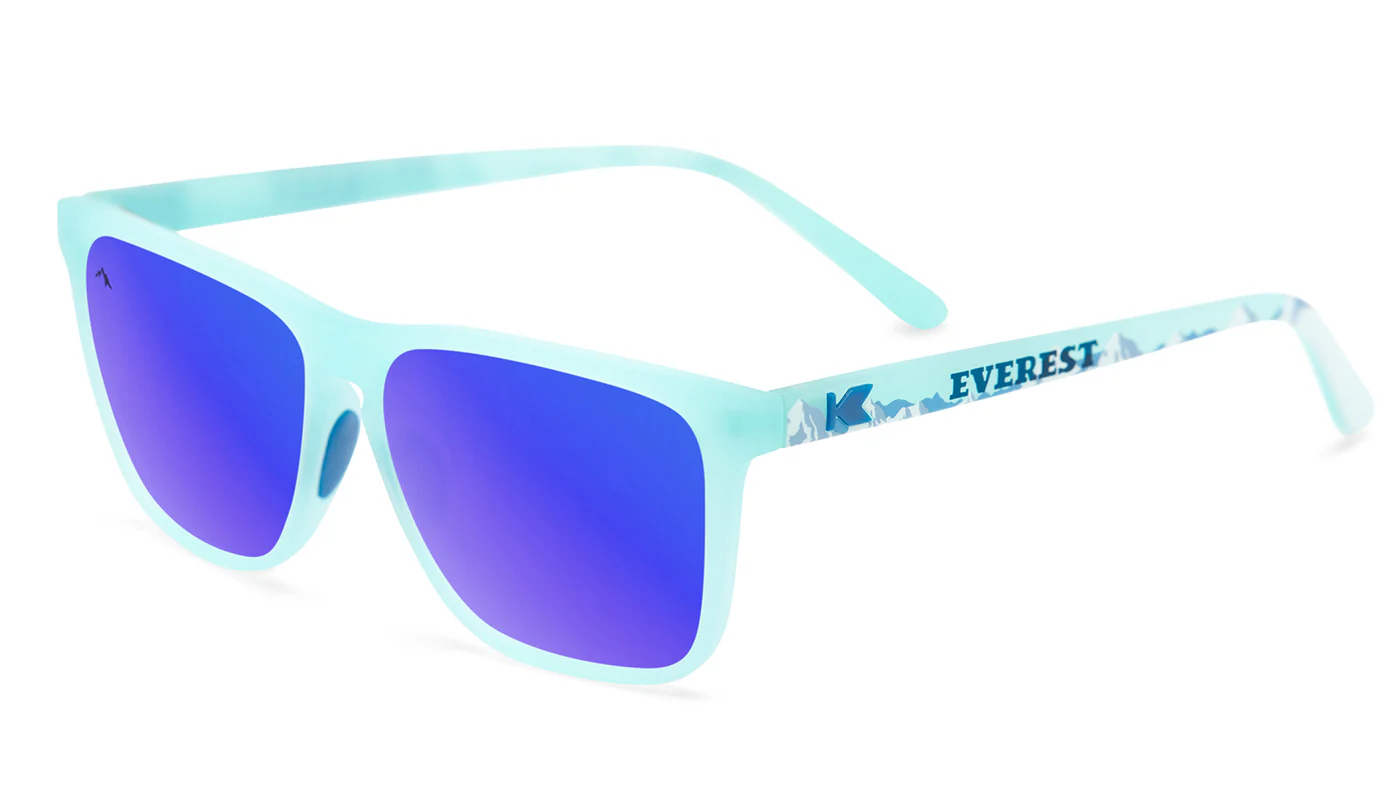 Save up to 50% Select Styles