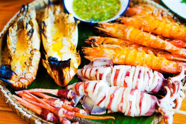 Thai Seafood at Moom Aroi
