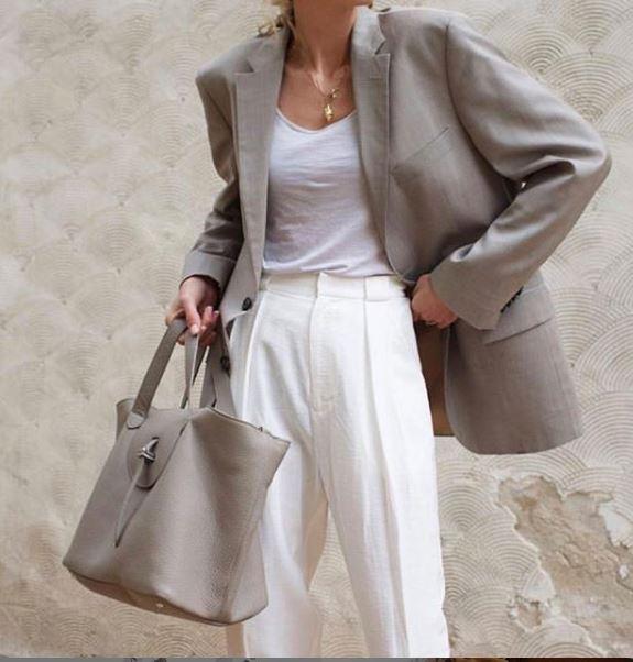 The Thela Taupe Handbag - Timeless Italian Leather Tote