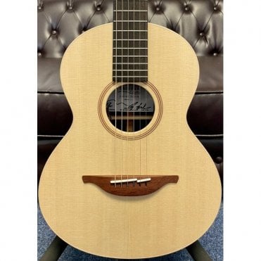 Lowden Stadium Ed Sheeran Signature LTD Edition