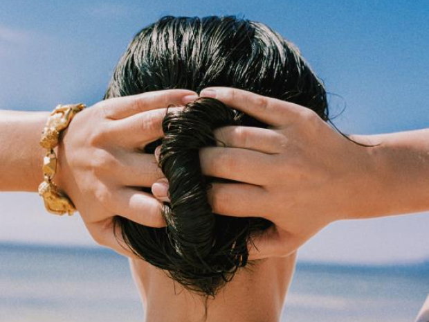 The MECCA Guide: The Trend Taking Over Our Beaches (And It's Not A Cabana)