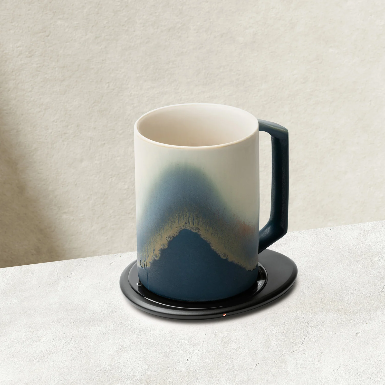 Image of Ui Self-Heating Mug & Wireless Charger - Ui Artist Collection