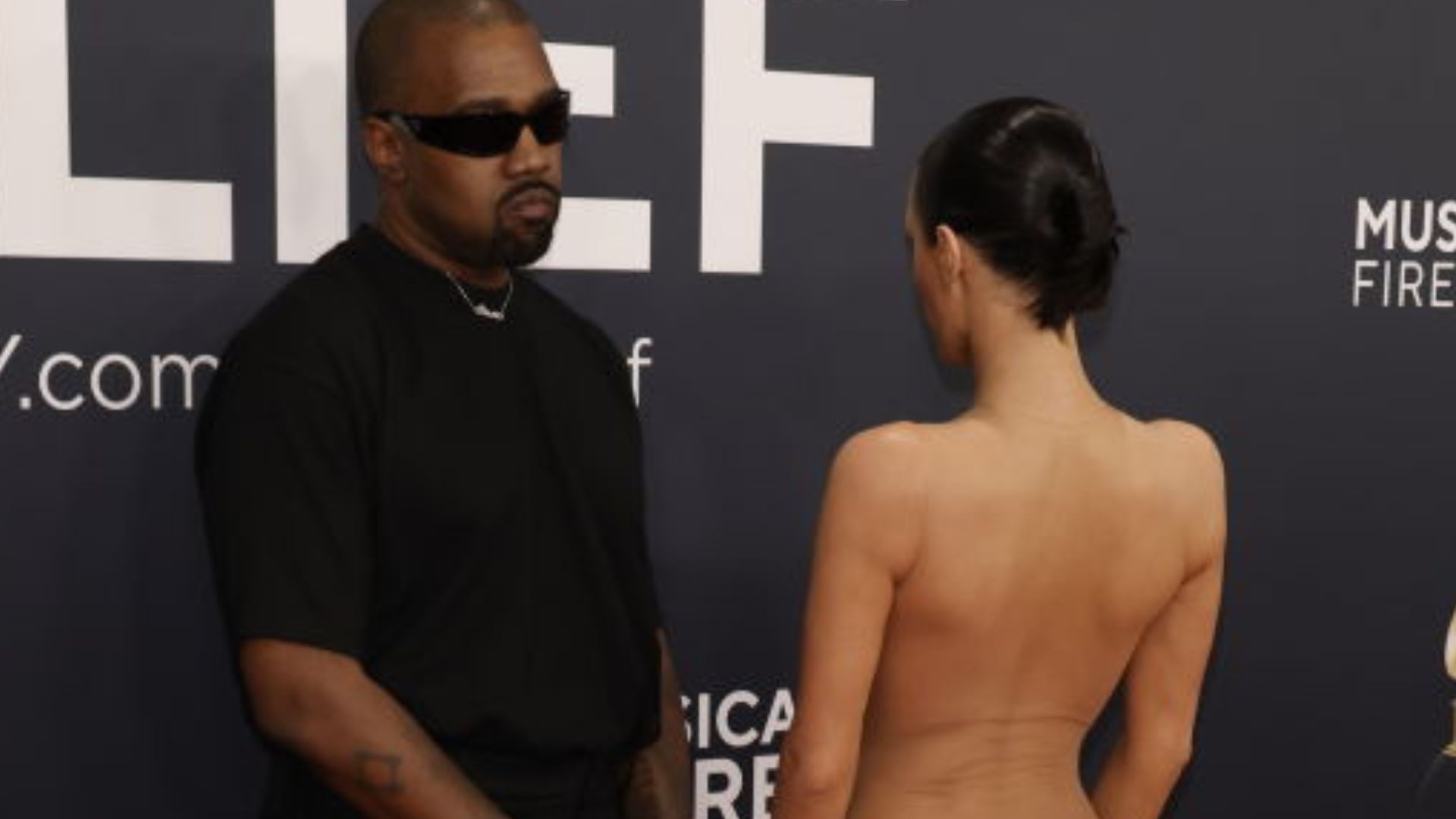 Betches: Yes, Kanye West showed up to The Grammys with a naked Bianca ...