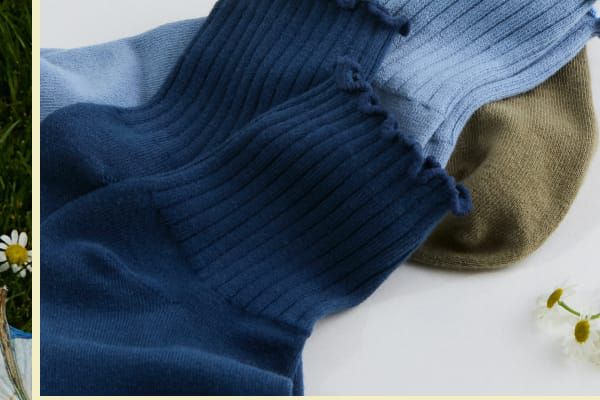  Pretty ruffled socks for her