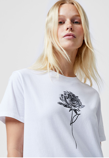 Rose Logo Peached Graphic T-Shirt