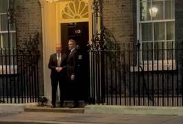 Schoof ontmoet Britse premier Starmer voor Downing Street 10
