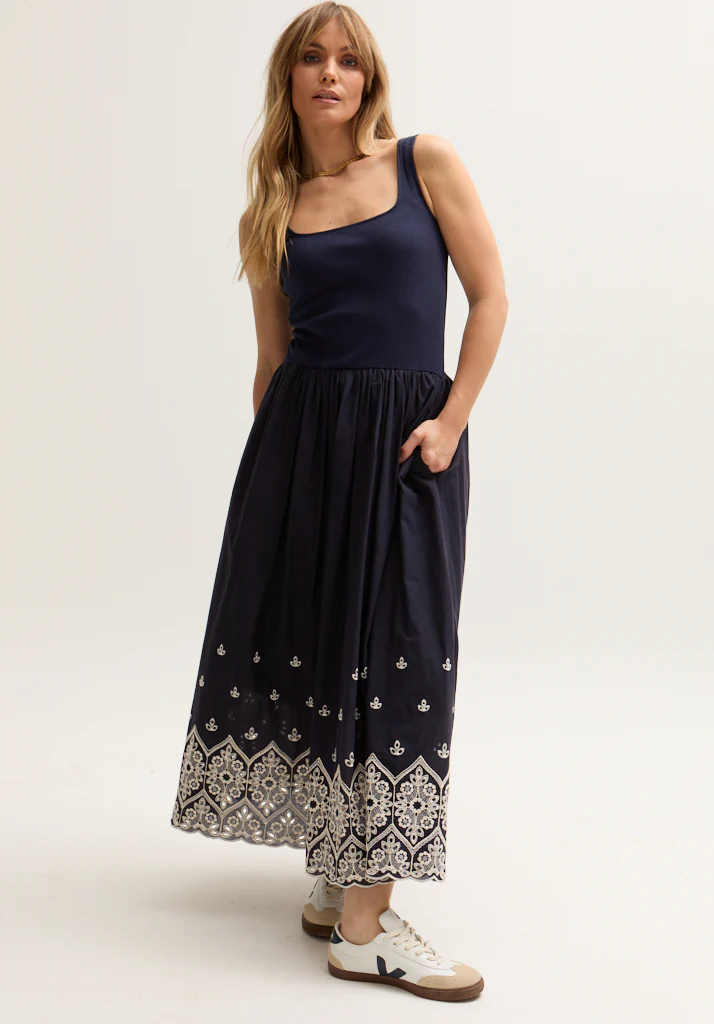 Image of Cora Sleeveless Jersey Bodice Embroidered Midi Dress In Navy