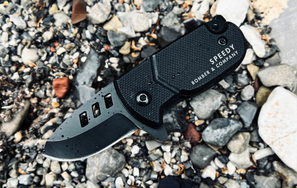TINY TACTICAL BLADES