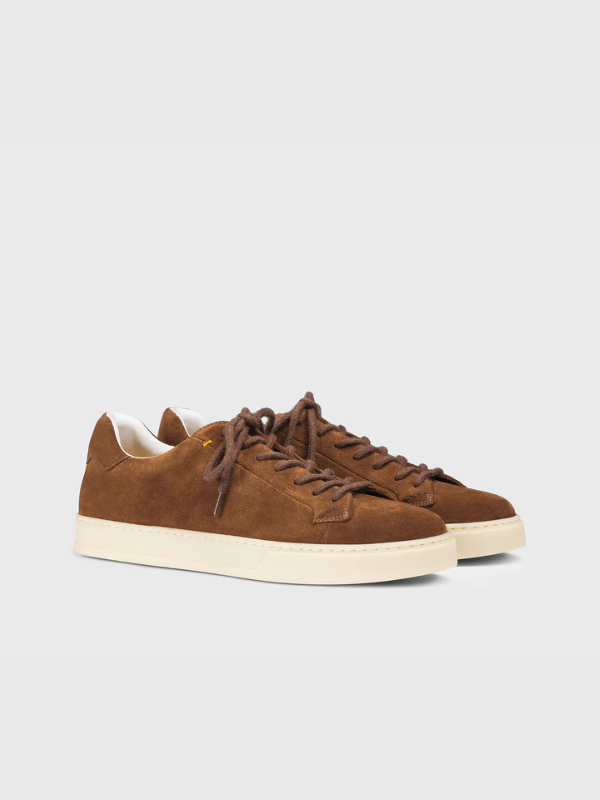 “Cinnamon” brown suede sneaker