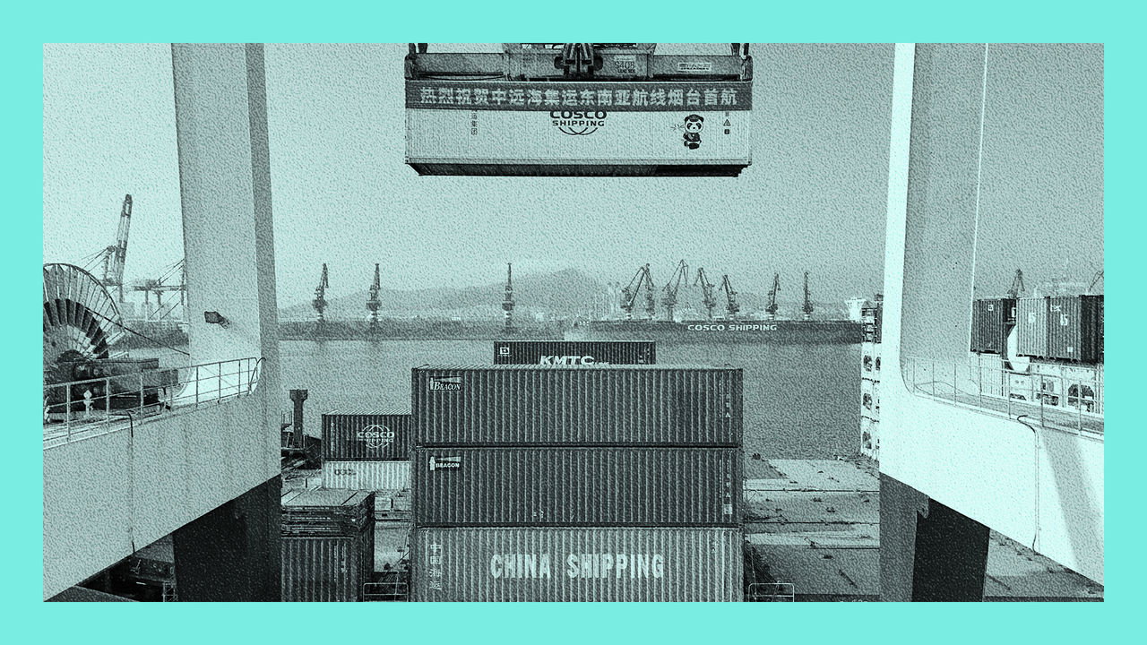 The first cargo ship of COSCO Shipping's ''Yantai - Southeast Asia'' container line is loading containers at Yantai Port in Yantai, Shandong province, China.