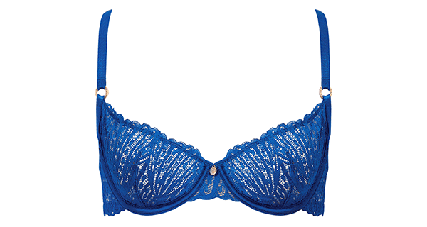 Presented in pearl pink, a key color for the season, the Peyton set introduces low-rise, short-style panties for fuller coverage and comfort. Featuring floral lace with symmetrical patterns that flow around the entire silhouette, premium satin bonded edging, signature Bluebella gold hardware to the bra and panties. This style is perfect for those looking for added coverage without compromising style.