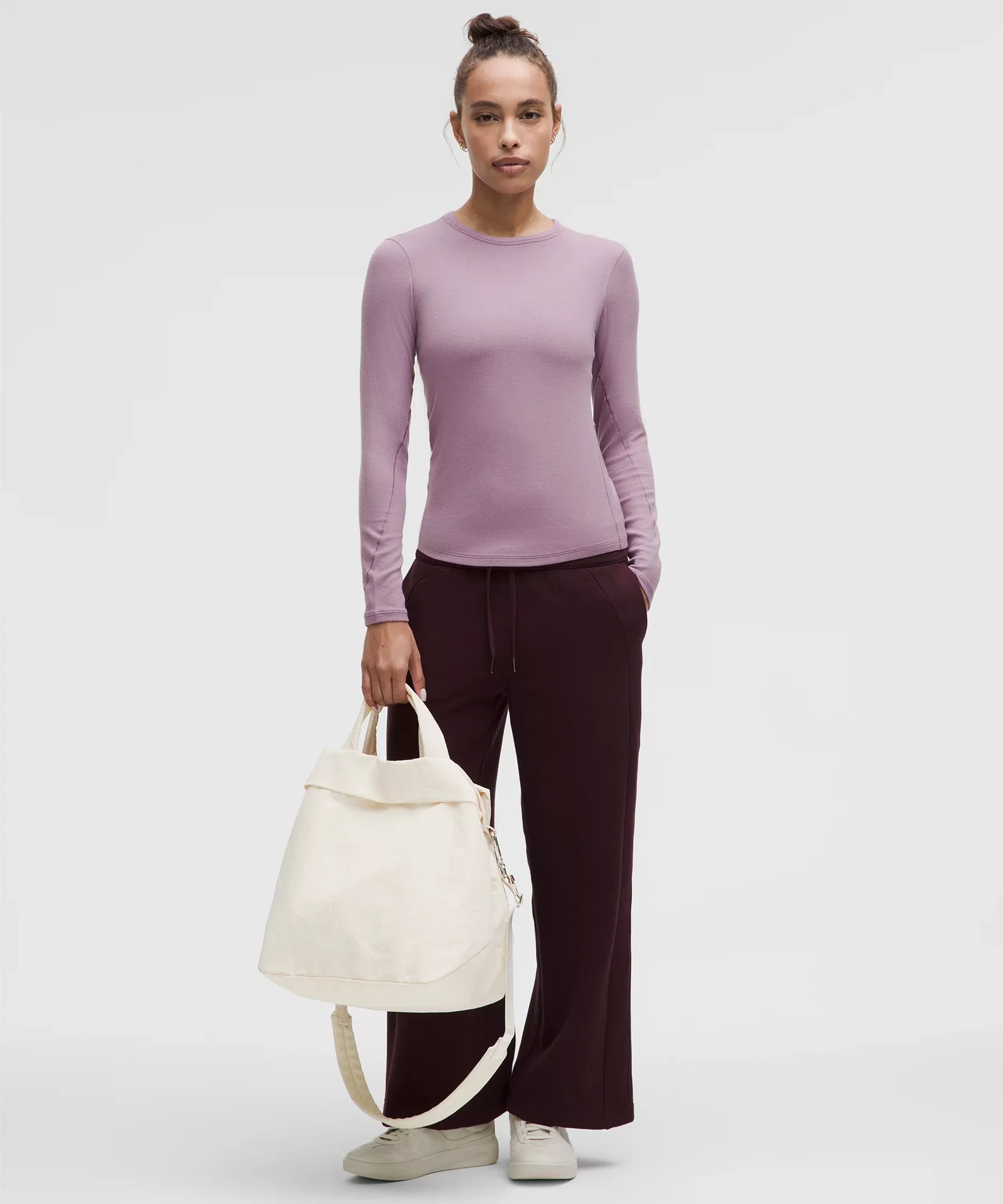 on-my-level-tote-bag-20l