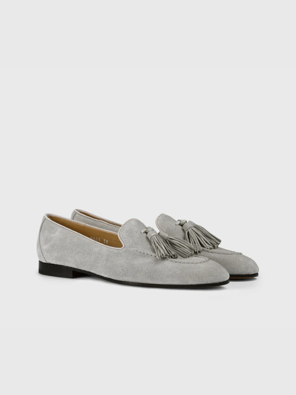 Mocassino con nappine in suede grigio "iceberg"