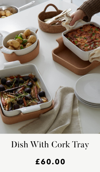 Stoneware Baking Dish with Cork Tray