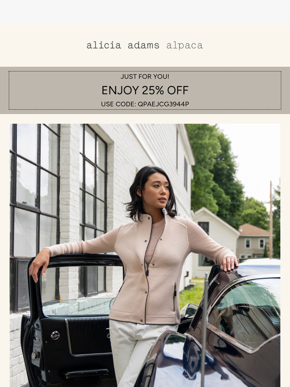 Gia Jacket: Comfort Meets Elegance