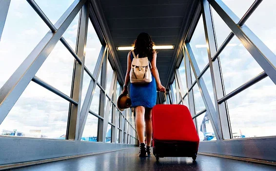25 Things You Should Do Before Boarding a Plane, According to a Frequent Flier