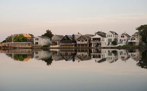 9 Best Places to Live in Connecticut, According to Local Real Estate Experts