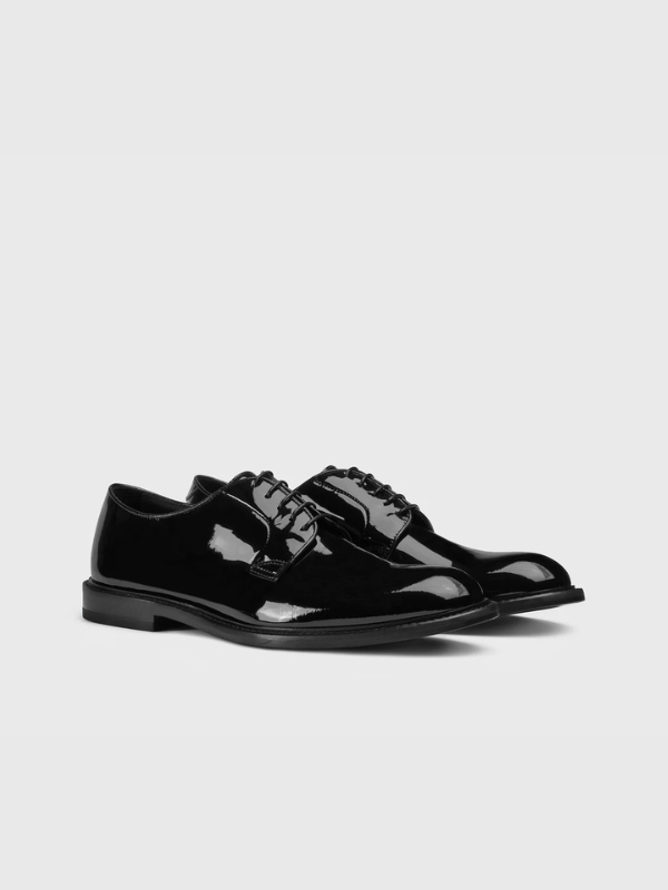 Black patent leather lace-up