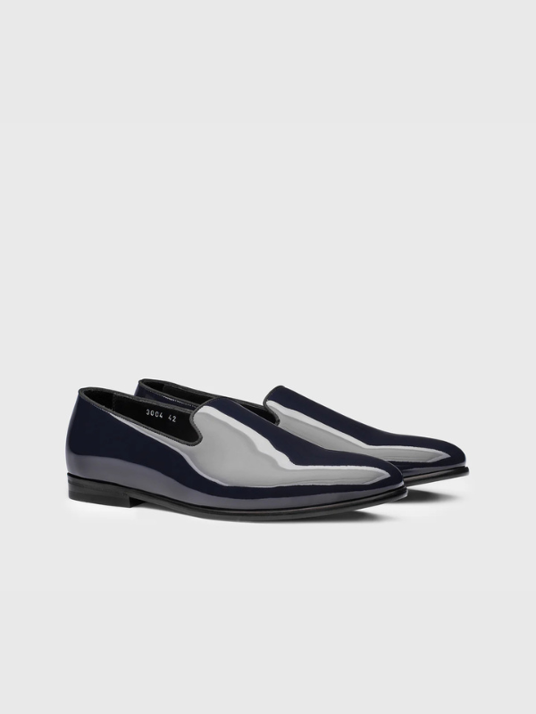Loafer in blue patent leather