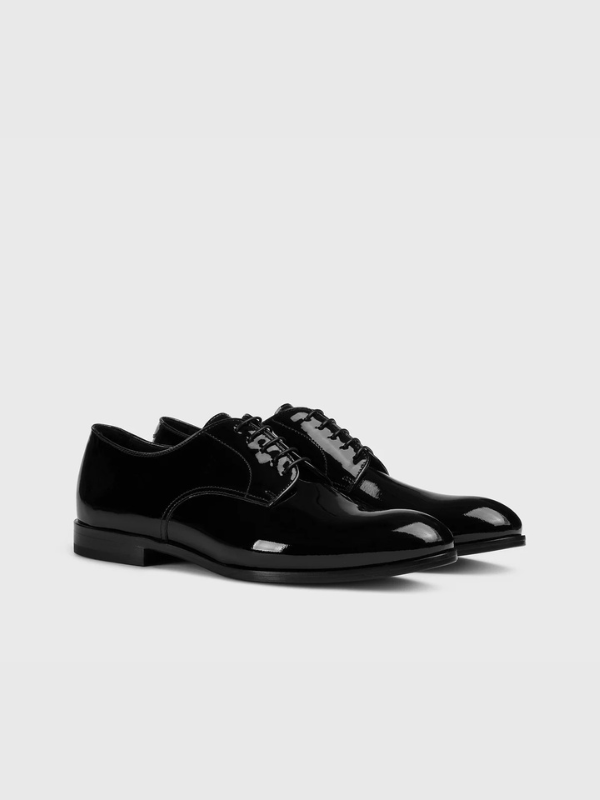 Black patent leather lace-up