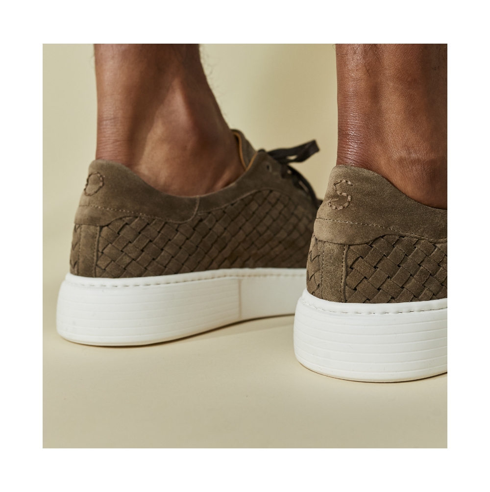 murcia brown chunky sole heel detail