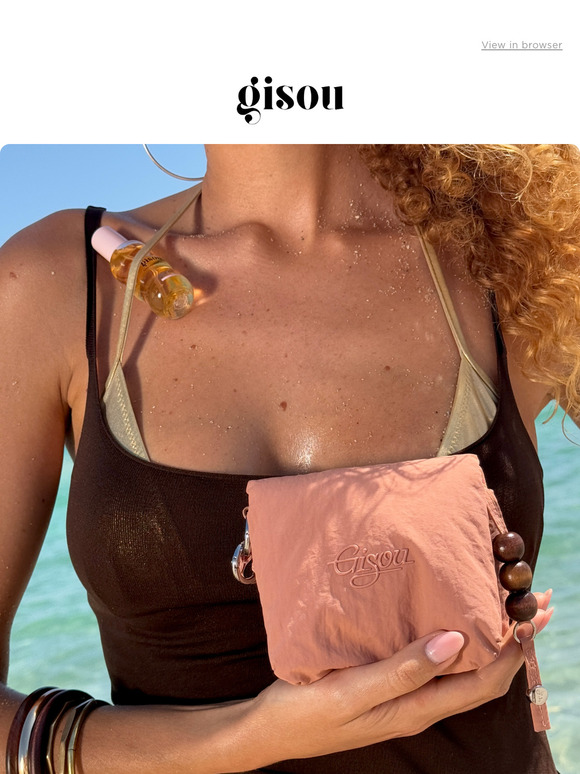 Sunkissed glow, packed to go ☀️👜
