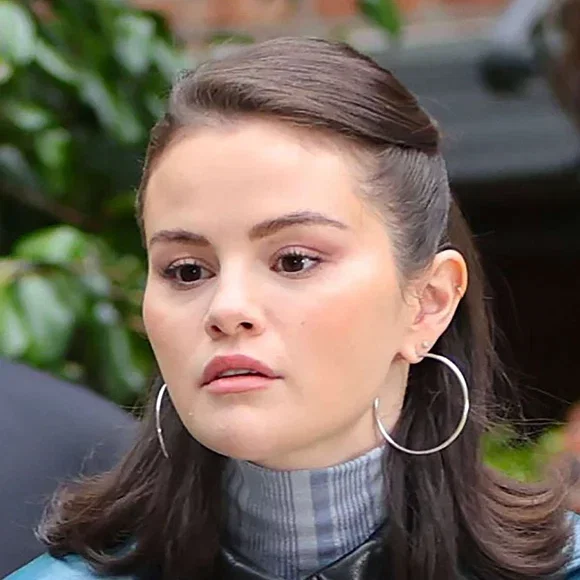 Selena Gomez Embraces Leather Weather With This Seasonless Shoe Trend