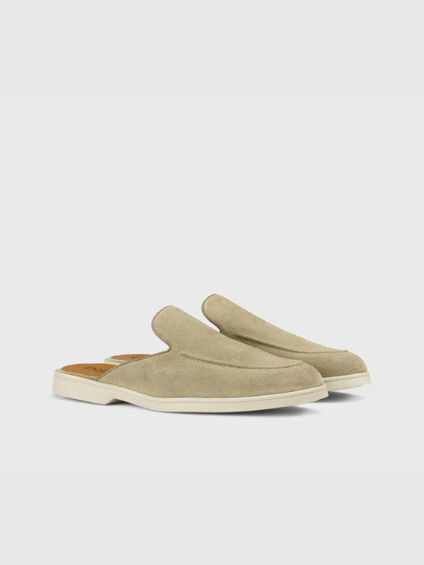 Mule in suede sabbia