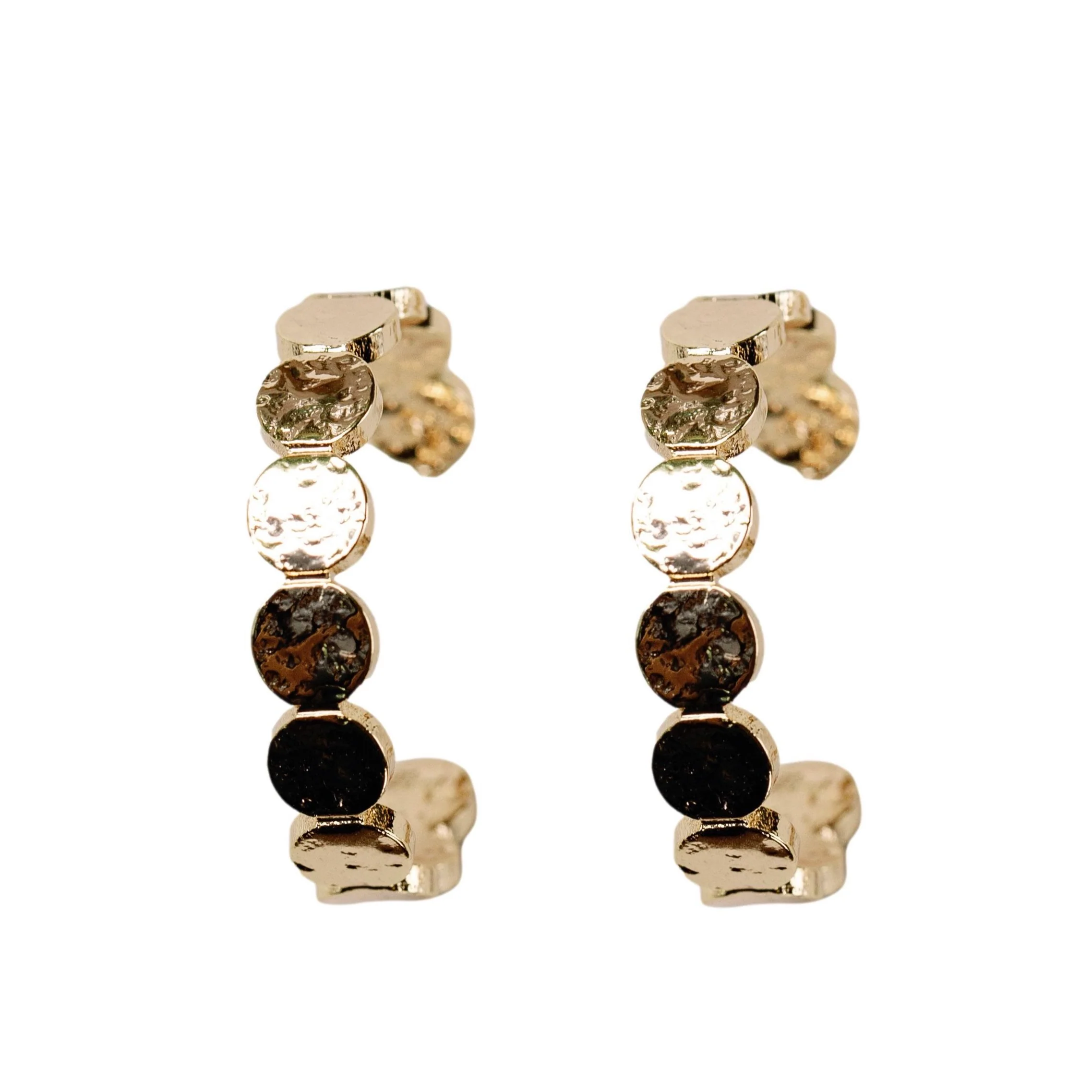 Image of 1 Inch Hammered Gold Scalloped Hoop Earrings