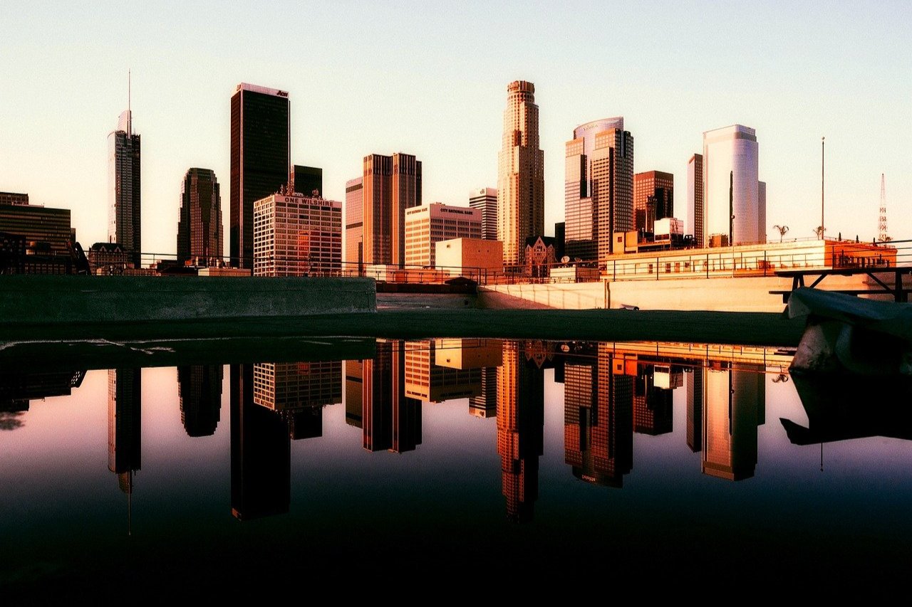 LA