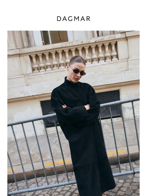 The suede coat - exclusive run