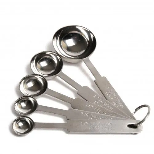 Ensemble de 5 mesurettes, cuillère à c./à s. et ml. en inox