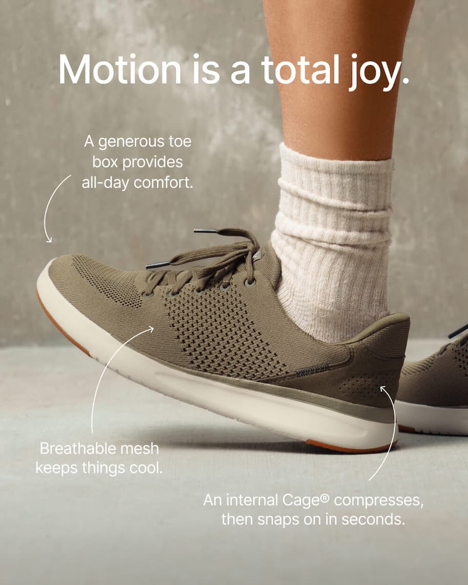 Motion is a total joy. A generous toe box provides all-day comfort. Breathable mesh keeps things cool. An internal cage compresses, then snaps on in seconds.