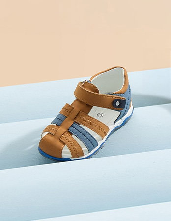 Lauflerner Sandalen
