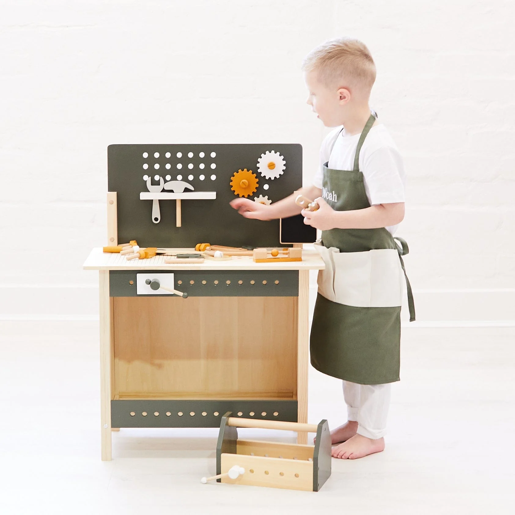Image of AXEL Tool Workbench & Tool Box with Tool Set