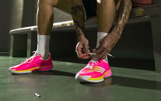 adidas: ADIZERO SELECT 3.0 KQ63 | Milled