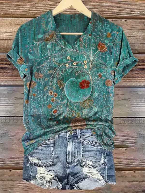 Image of Women's Floral Print Casual V-Neck Short Sleeve T-Shirt