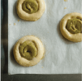 Brioche bun with pistachio paste