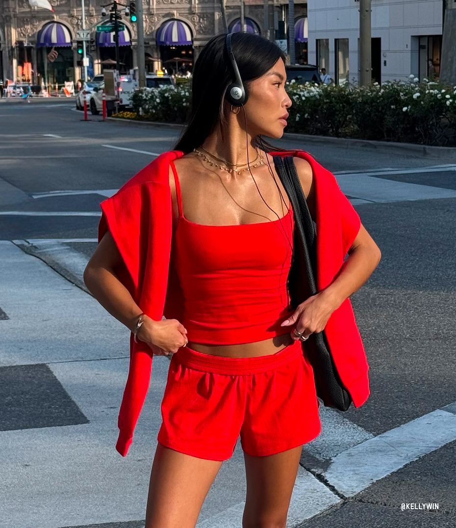 COLOR OF THE SUMMER