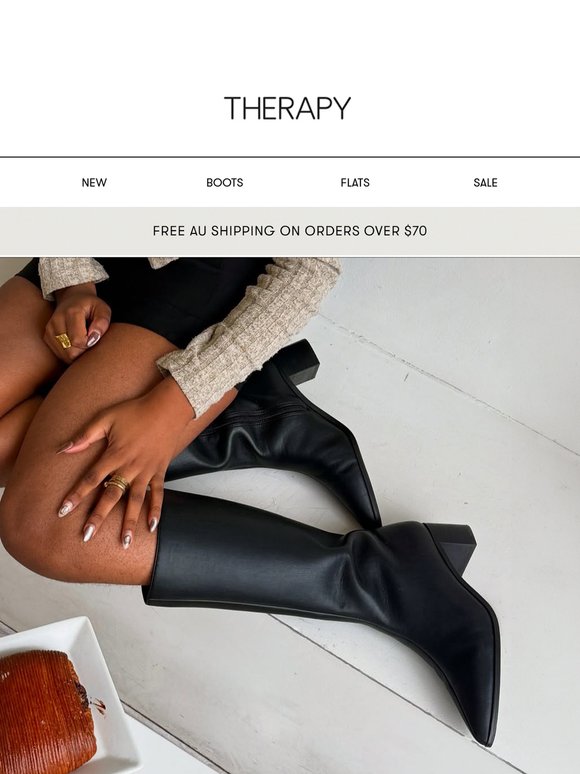 BLACK BOOT FAVES