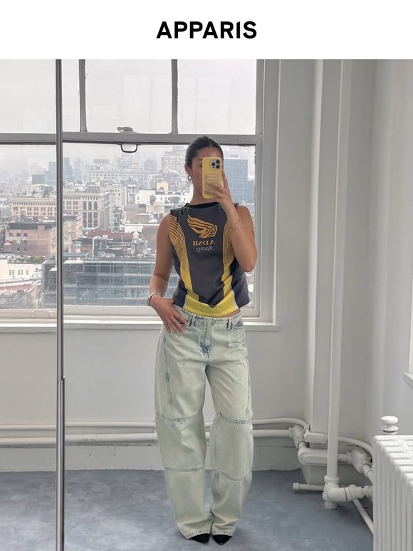 Low Stock: Wyatt Barrel Jeans