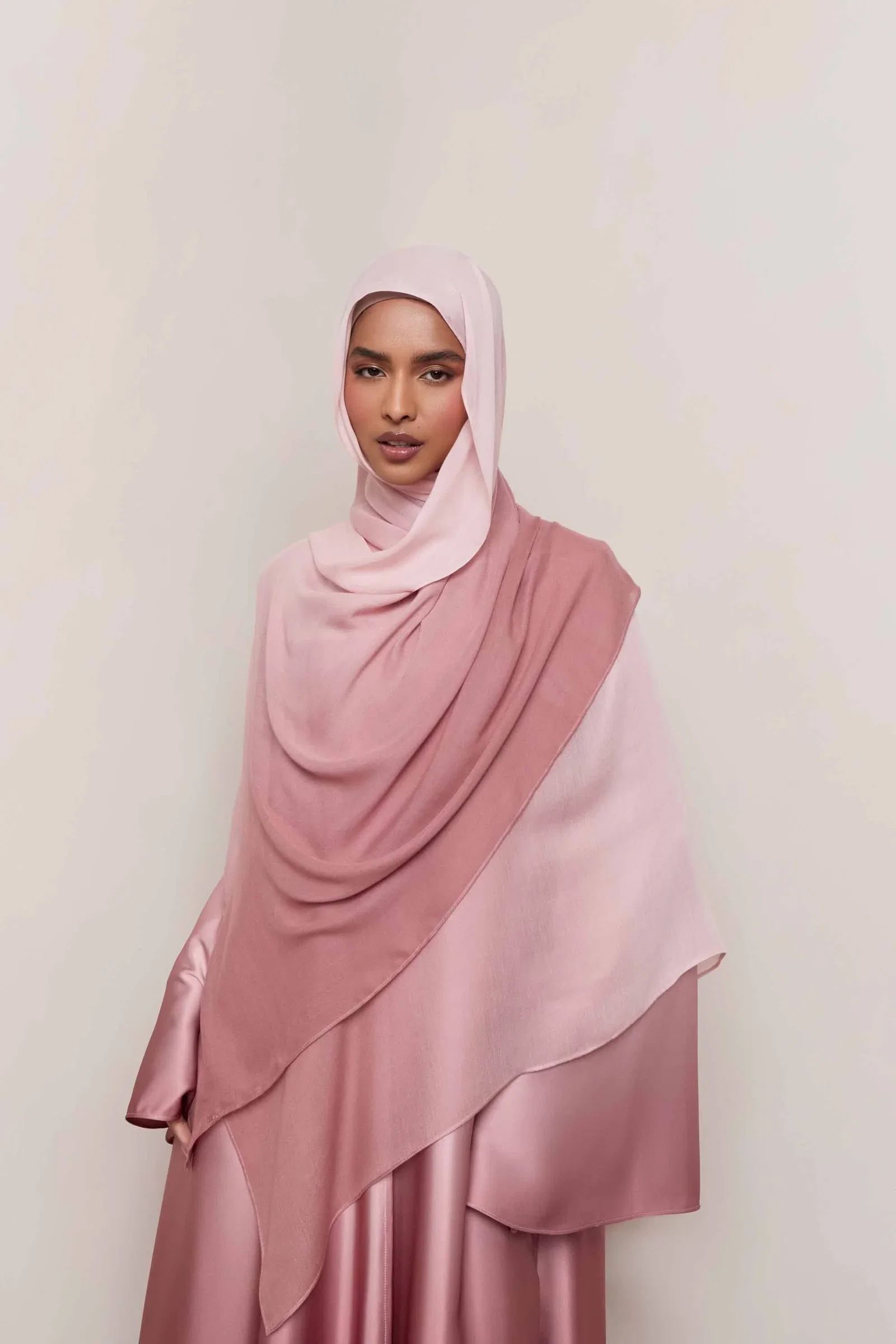 Image of Satin Ombre Open Abaya - Pink Pearl