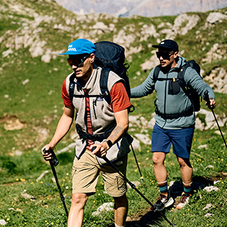 Men's outdoor clothing